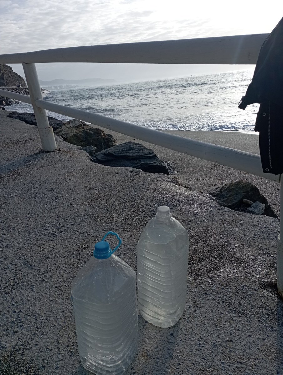 Carmendriguez's tweet photo. @CapitanRuyPerez Recogida esta mañana! https://t.co/lEEnsmYJOE