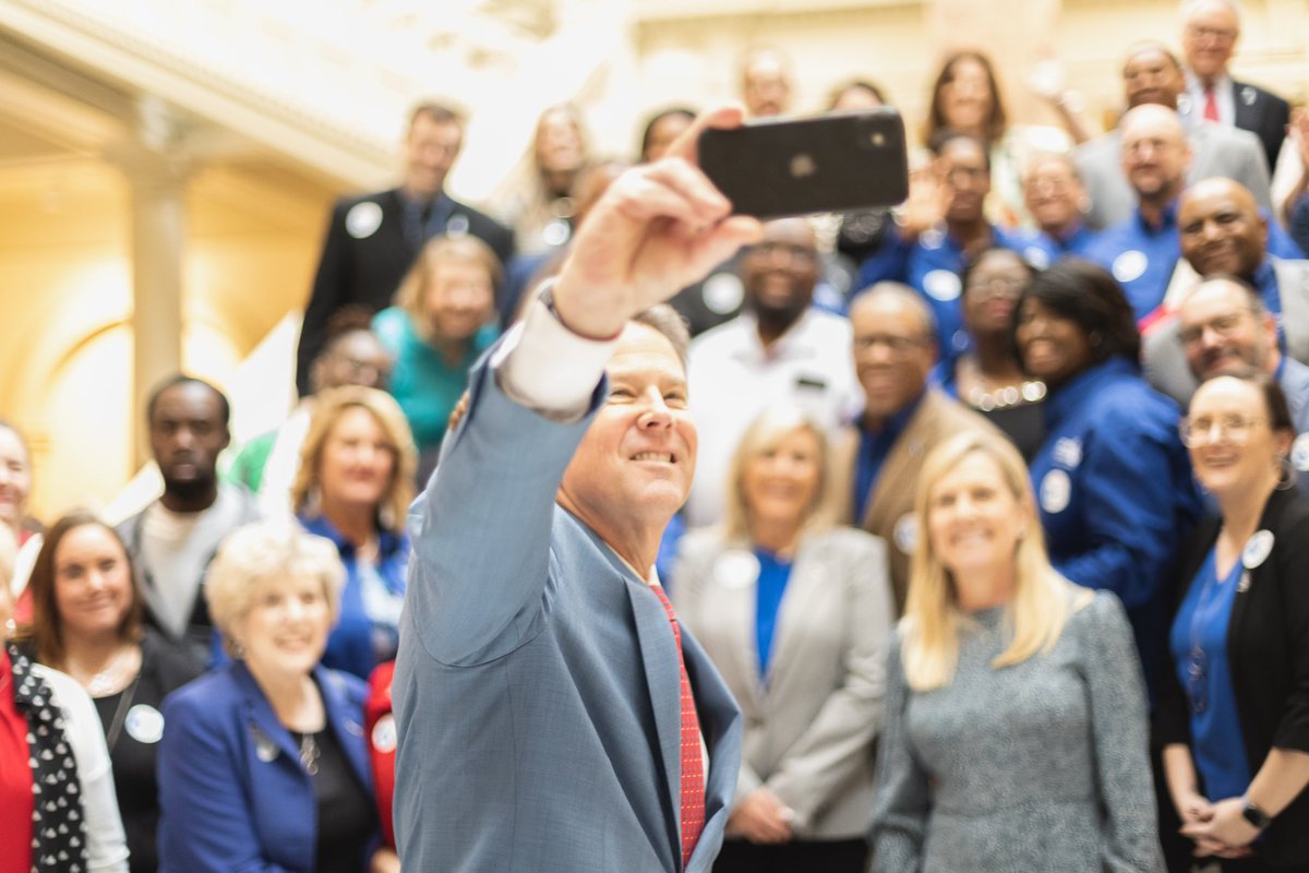 douglasctycsb's tweet photo. CSB Day at the Capitol. #BrianKemp #MentalHealth #Georgia #Selfie #Atlanta https://t.co/rNkmOUmF5n