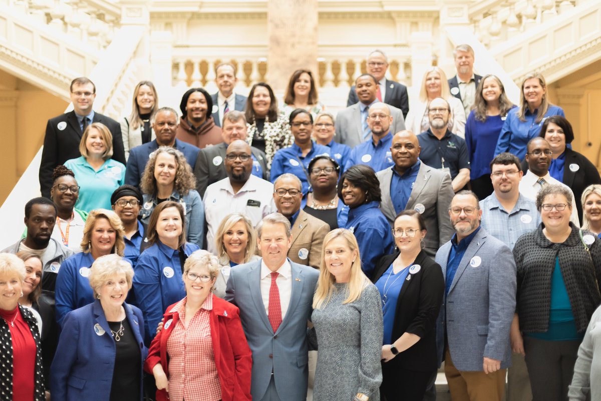 douglasctycsb's tweet photo. CSB Day at the Capitol. #BrianKemp #MentalHealth #Georgia #Selfie #Atlanta https://t.co/rNkmOUmF5n