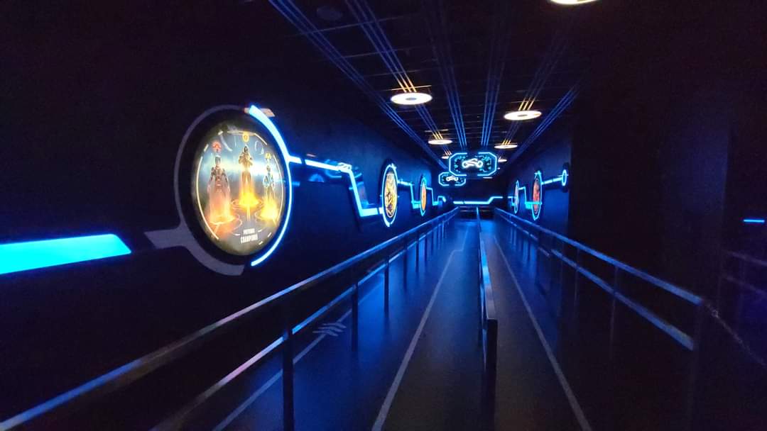 Midway_Mayhem's tweet photo. #tron #magickingdom #disney #WaltDisneyWorld #troncoaster #themepark #rollercoaster https://t.co/bLHvfgliMM