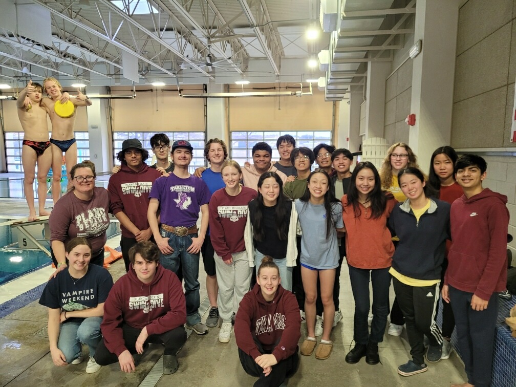 pshsswimanddive's tweet photo. Off to State! Swimmers gathered this morning to send off Emma Hrasko and Coach Loomis as they head to Austin for the Swimming and Diving State Championships (Feb 17-18 at UT Austin). Best of Luck to Emma and our Diver, Talan Blackmon! Go Wildcats!!!
@PSHSWildcats @PISDAthDept https://t.co/7gGZxRDw6F