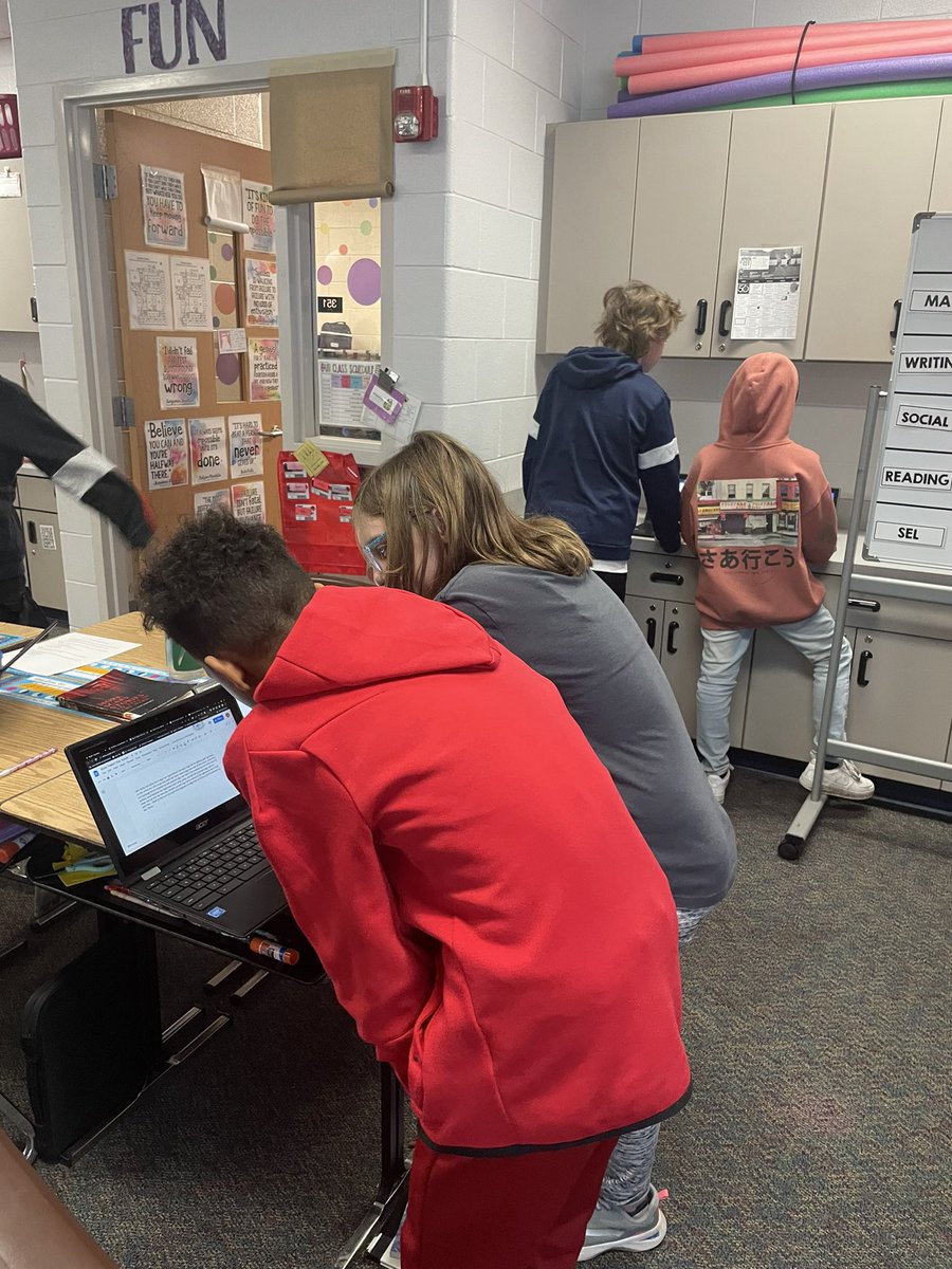 DrNzshamm's tweet photo. 5th graders continuing to work on their book trailers. They started writing their scripts, & they are now sharing what they have written so far with a partner. This builds community & fuels connection. #collaborativeworkers #qualityproducers #BeebeAdventures #PartnersinGrowth https://t.co/9zbOenaDt1