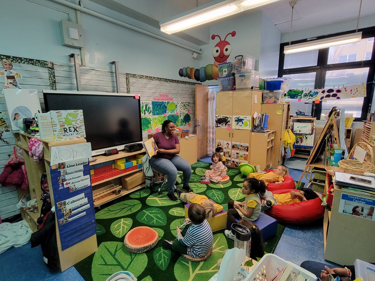 HeyBccs's tweet image. Another day of joyful learning, imagination stirring, and friendship sharing at Brighter Choice Community School! #welovebccs @CommunitySupt16 @D16LEADS @NequanMclean @UFT_Elementary @stefanizinerman @JabariBrisport @CMChiOsse