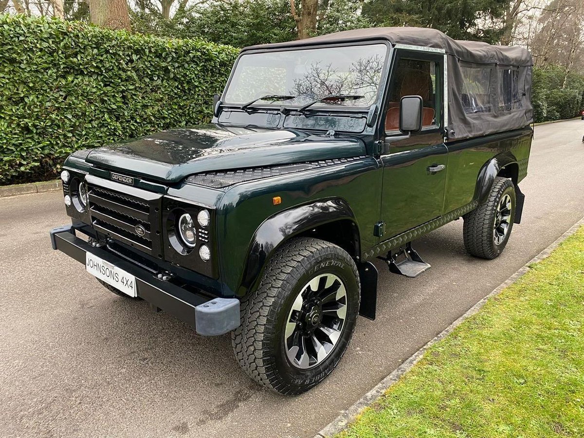 LandyDefender90's tweet image. Land Rover Defender 110 2.5 300 Tdi Soft Top *Beach Runner ,Massive List Extras*
defender-landrover.co.uk/2023/02/land-r…