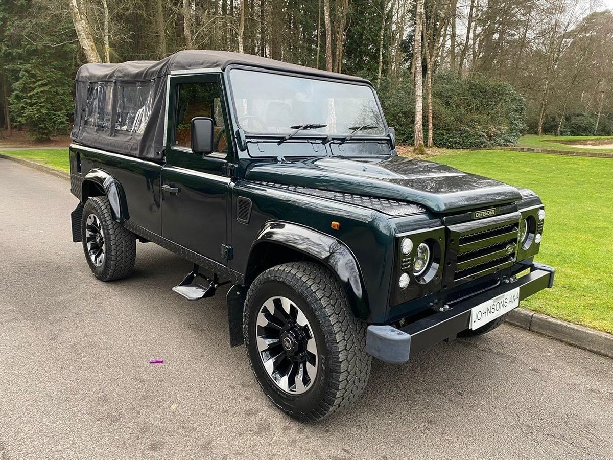 LandyDefender90's tweet image. Land Rover Defender 110 2.5 300 Tdi Soft Top *Beach Runner ,Massive List Extras*
defender-landrover.co.uk/2023/02/land-r…