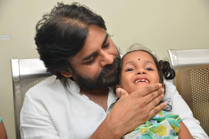 srinureddypalli's tweet photo. Very sad to hear this #RIPRevathi 😢Om shanti 💔 https://t.co/vCgAEtngqr