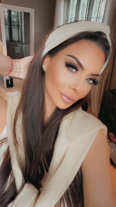 Todays make up was off the hook! @lindseyhackett 💄💄💄💄💄💋💋📸📸📸🫦 #linseydawnmckenzie https://t.co/eNtkwa<a class="tags" target="_blank" title="On Twitter" href="/?out=eyJ0eXAiOiJKV1QiLCJhbGciOiJIUzUxMiJ9.eyJpYXQiOjE3MjA3NDE1NzMsImlzcyI6InR3cG9ybnN0YXJzLmNvbSIsIm5iZiI6MTcyMDc0MTU3MywiZXhwIjoxNzUyMjc3NTczLCJyZWRpcmVjdF91cmwiOiJodHRwczovL3R3aXR0ZXIuY29tL2xpbmRzZXloYWNrZXR0In0.yEi5e1ZPkDMnR58hYTZUW5dqBNeTPnWbfgASB7WdkcFivky80MK06nm6I_AFwCIHWh7BXc_41fV_ZAHs4QTkeg">@lindseyhackett</a><a href="/tag/linseydawnmckenzie"class="tags"><span>#linseydawnmckenzie</span></a>