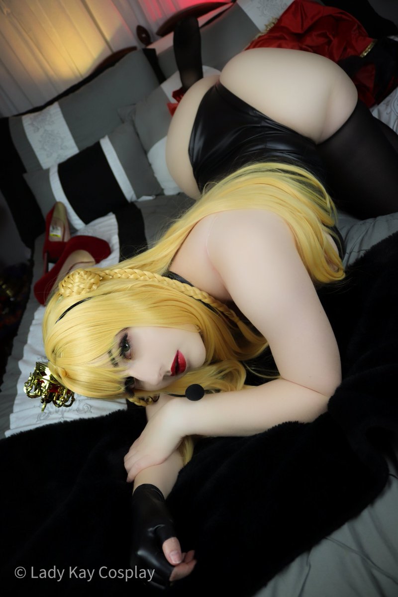 KCBCosplay's tweet photo. Can I sing my way into your heart? 🎶🎤❤️
I miss doing Fate costumes! Who would you like to see?
.
.
.
#cosplay #spicycosplay #cosplayer #lewdcosplay #fgocosplay #fgo #fategrandorder #nerofate #redsaber https://t.co/LsG56Wf5zo