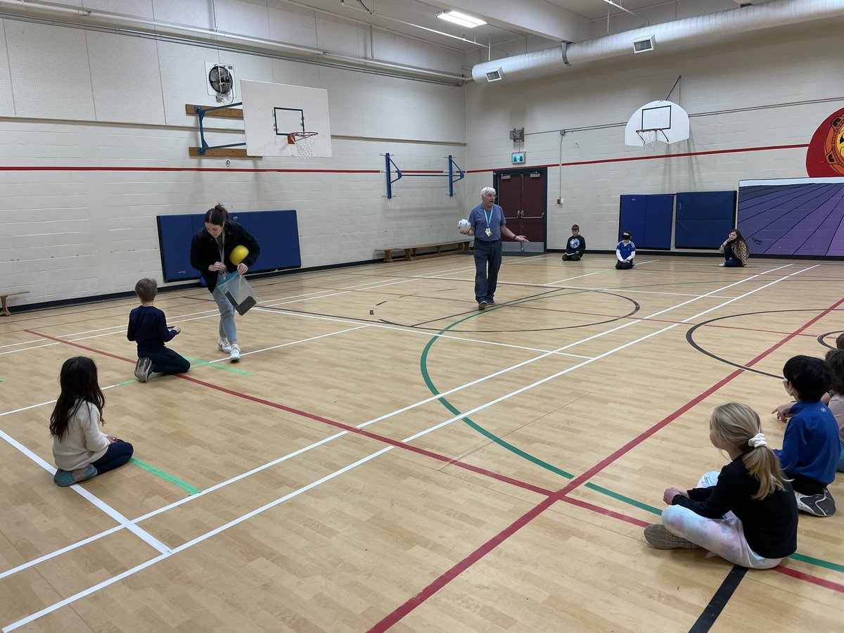 LadnerElemSchool tweet media