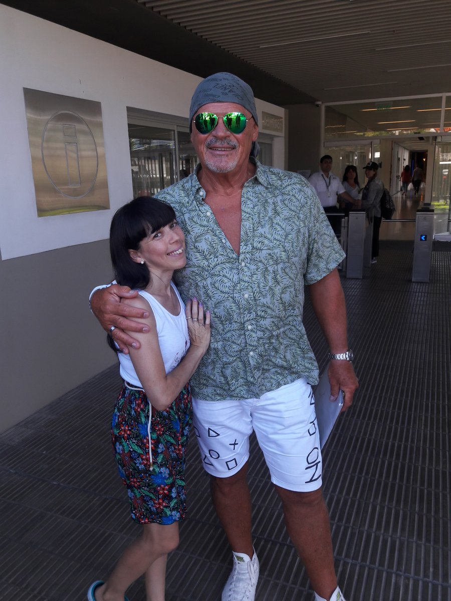 edithdiablita's tweet photo. @alfawalterGH hola mi bello alfa fue un gusto conocerte ayer en la salida de telefe te quiero mucho ojala me sigas ♥ te banco siempre sos un amor d persona https://t.co/J12FMwHpCn