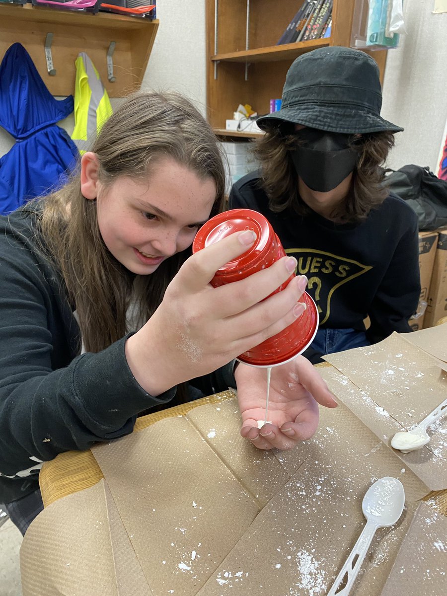 TaraMcFarling1's tweet photo. Is Magic Mud a fluid?  Investigations about this unique substance in grade 8 today @Woodman_Wolves @GEDSB #science #labactivities #fluids #scienceisfunandmessy https://t.co/p83odqSI2e