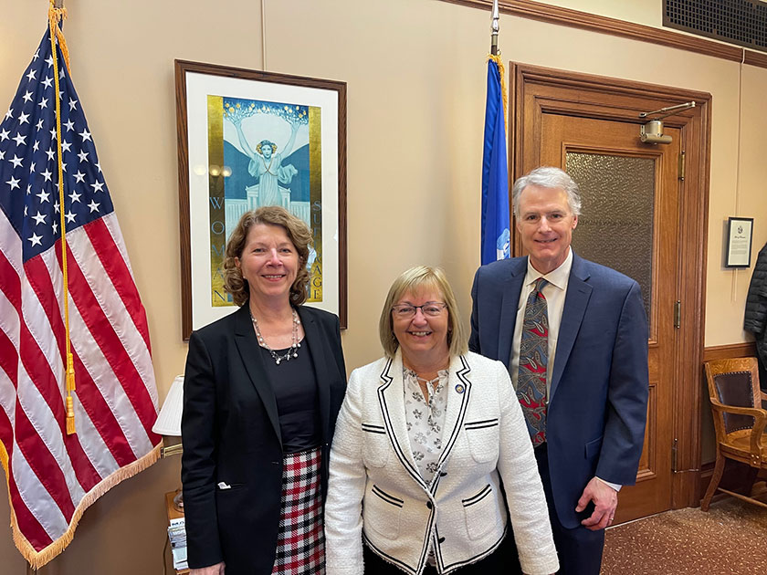 We are in #Wisconsin highlighting MHEC's work and and had the opportunity to meet with our new #MHECcommissioner @SenBallweg. Thank you Senator, for taking the time to connect with us!