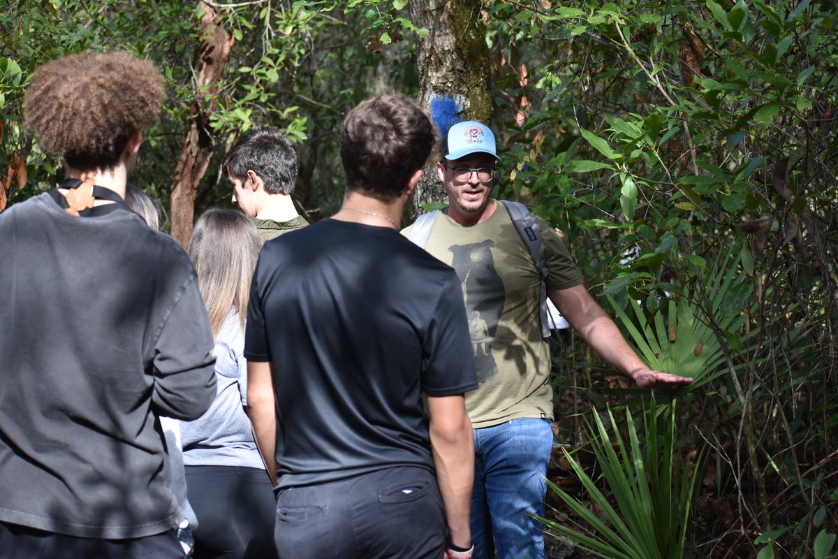 LakeMaryPrep's tweet photo. LMP's Honors Florida Ecology class visited DeLeon Springs to explore the ecosystems that they have been learning about. They identified plants and animals on a hike through the ecosystem. Then, they took a boat tour to learn about the indigenous Myakka tribe. #LMProcks https://t.co/iE0JoXsLH9