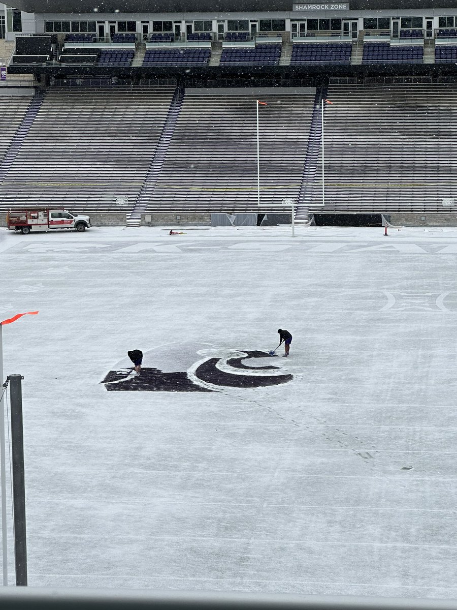 Hayden Wall (@hayden_wall) on Twitter photo The snowfall picked up a bit, but don’t worry #EMAW fans!!
Some of the young members of the #KStateBeef room were on it!
<a href="/MichaelCapria/">Michael Capria</a> <a href="/johnpastore70/">john pastore</a> & <a href="/JalenKlemm/">Jalen Klemm</a> Taking pride in the details as they #ProtectThePowercat The snowfall picked up a bit, but don’t worry #EMAW fans!!
Some of the young members of the #KStateBeef room were on it!
<a href="/MichaelCapria/">Michael Capria</a> <a href="/johnpastore70/">john pastore</a> & <a href="/JalenKlemm/">Jalen Klemm</a> Taking pride in the details as they #ProtectThePowercat