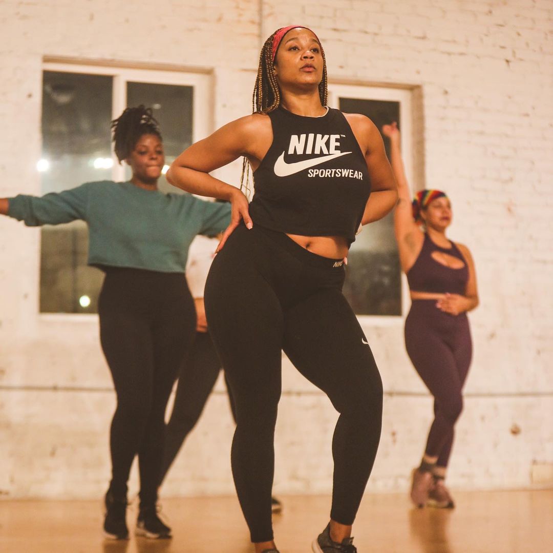 TGS L.A.Members showed us their moves in a dance class led by professional dancer and choreographer @queenfu. Swipe through for some of our favorite moments. #TBT #membermoments