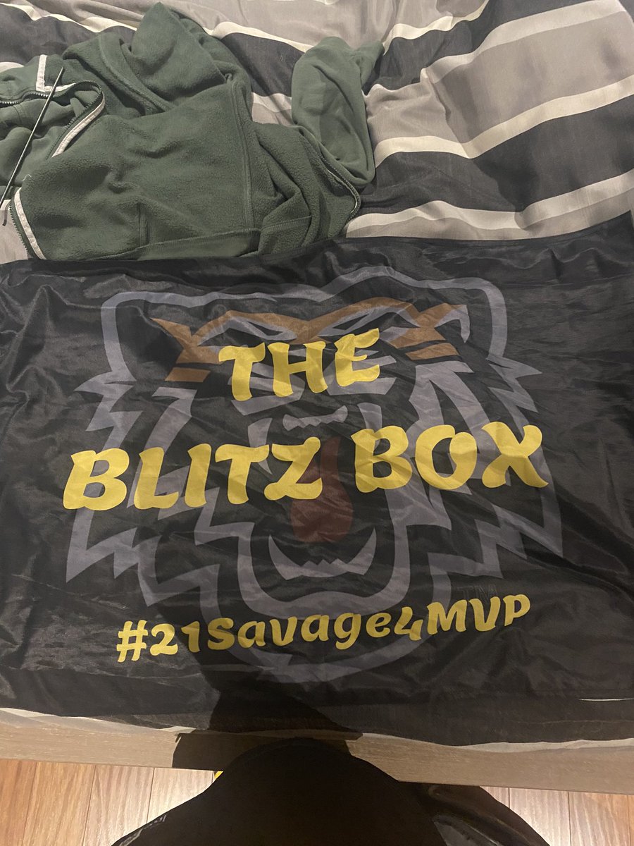 andyhouston03's tweet photo. It’s a good day to be from the hammer!!
@blitzboxpod @Simoni_Lawrence @LucasBuffo3 @Ticats @oskeewaawaa https://t.co/C5NrHMANOd