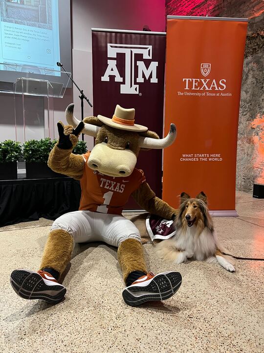 Y’all! Look how big this chew toy is!!