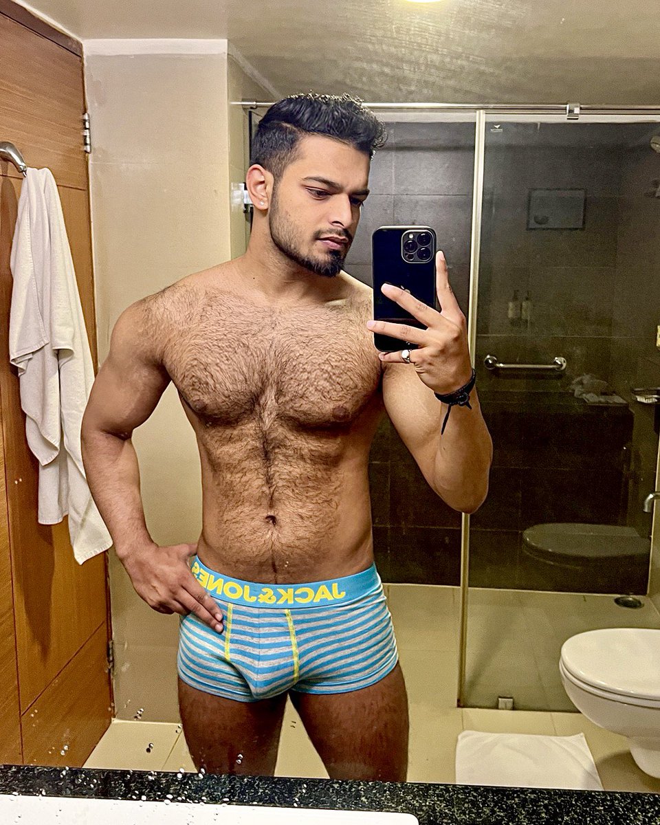 Kartikey Bhardwaj (@kartikeybhard) on Twitter photo 