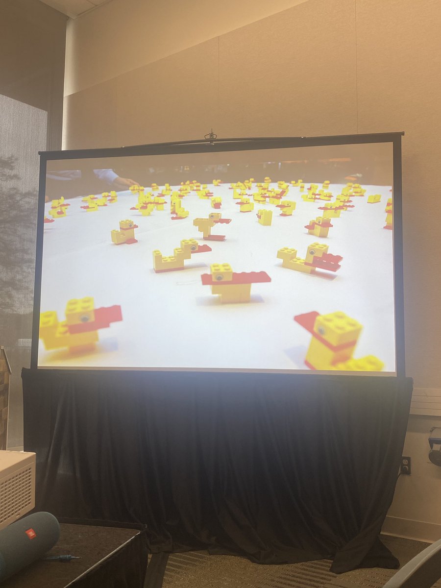 saminfirstgrade's tweet photo. Learning about the power of play and creativity at @LEGO_Group’s session! https://t.co/tfVyxja78T