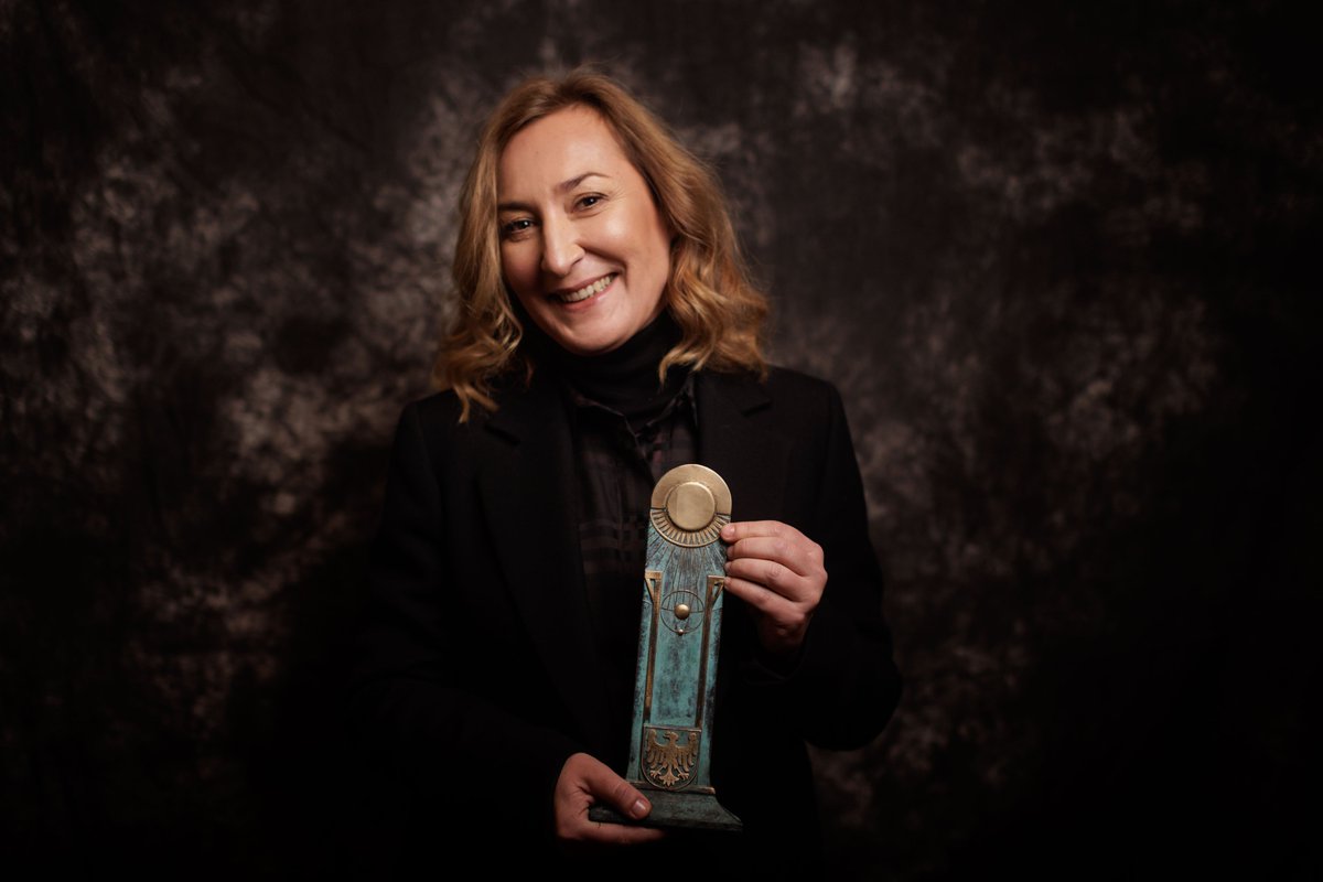 𝗠𝗮𝗷𝗮 𝗞𝗹𝗲𝗰𝘇𝗲𝘄𝘀𝗸𝗮 𝗹𝗮𝘂𝗿𝗲𝗮𝘁𝗸𝗮̨ 𝘁𝗿𝘇𝗲𝗰𝗶𝗲𝗷 𝗲𝗱𝘆𝗰𝗷𝗶 𝗡𝗮𝗴𝗿𝗼𝗱𝘆 𝗶𝗺. 𝗞𝗮𝘇𝗶𝗺𝗶𝗲𝗿𝘇𝗮 𝗞𝘂𝘁𝘇𝗮.