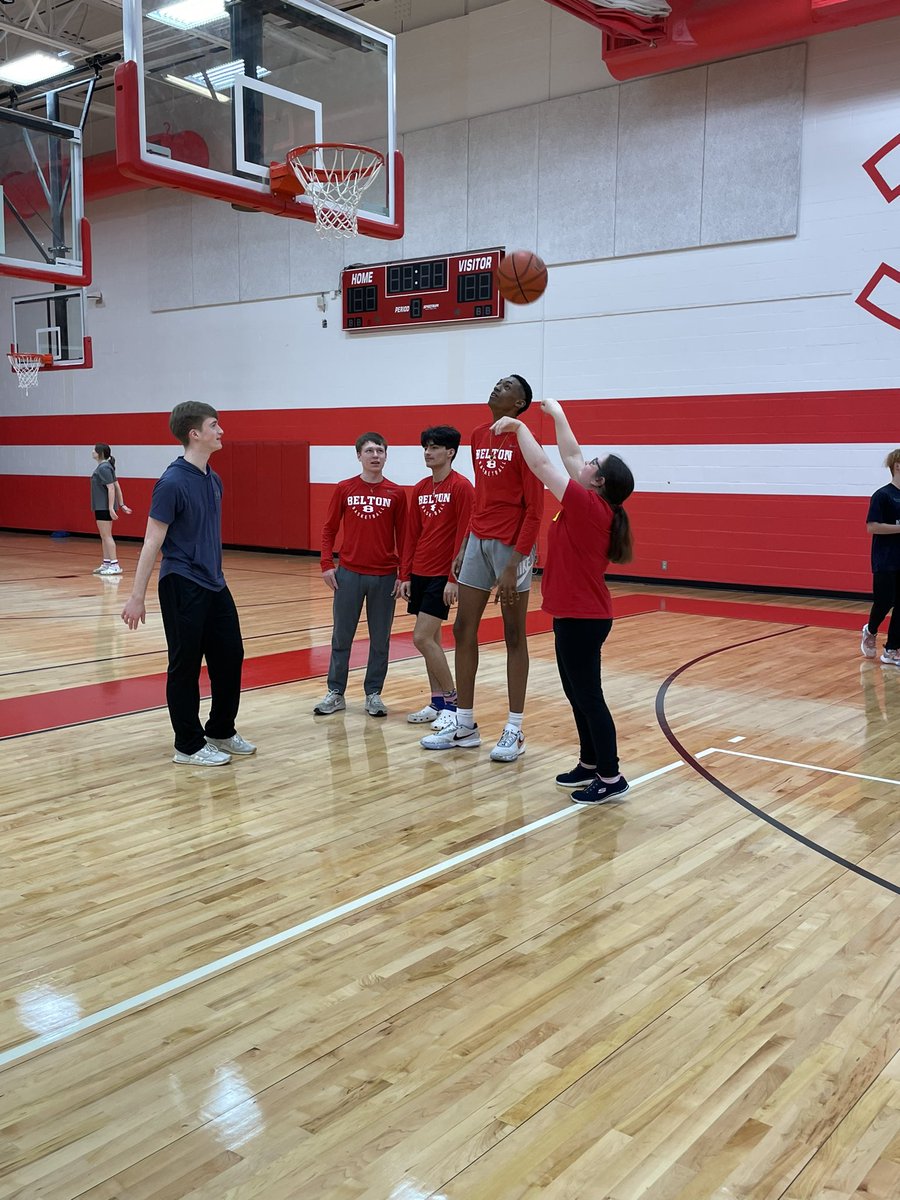 SaraWindham5's tweet photo. Camp Champions was an exceptional experience for all @BeltonISD https://t.co/TGH3hRJ0me