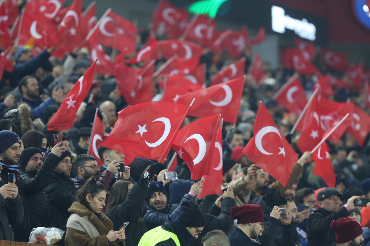 trtspor's tweet photo. Bugün Trabzon: #HepBirlikte🇹🇷👏

1⃣ "Adana burada🇹🇷"
2⃣ "Adıyaman burada🇹🇷"
2⃣1⃣ "Diyarbakır burada🇹🇷"
2⃣7⃣ "Gaziantep burada🇹🇷"
3⃣1⃣ "Hatay burada🇹🇷"
4⃣4⃣ "Malatya burada🇹🇷"
4⃣6⃣ "Kahramanmaraş burada🇹🇷"
6⃣3⃣ "Şanlıurfa burada🇹🇷"
7⃣9⃣ "Kilis burada🇹🇷"
8⃣0⃣ "Osmaniye burada🇹🇷" https://t.co/UlLqzXrqdv