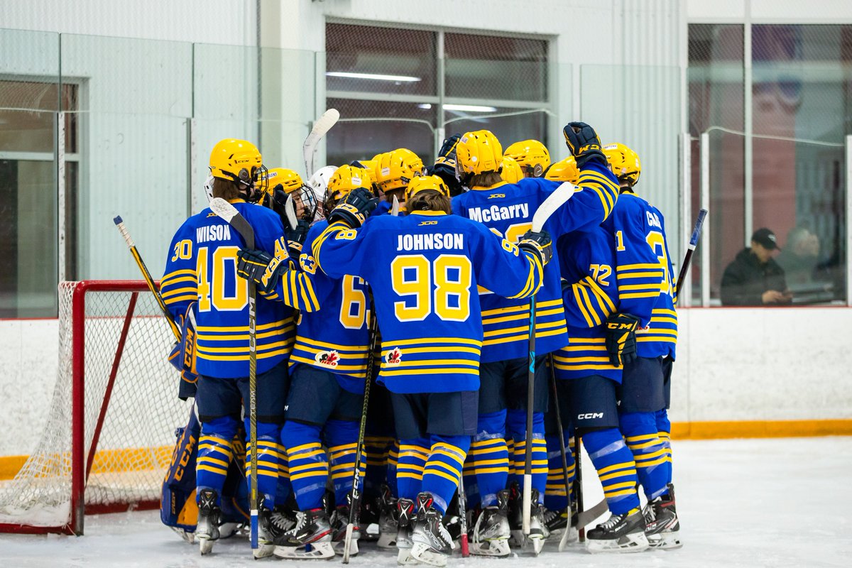 SpotlightHky's tweet photo. THE CP BOYS ARE LOOKING CRISPY IN THEIR CLASSIC BLUES!!🔥

@CPCANADIANS_U18
@CPCANADIANS 

If you are an Ottawa area hockey team, player, agency, or organization, DM us to set up your own photoshoot with one of Spotlight's talented young creatives!

📸: https://t.co/4LO87dYYb7 https://t.co/pMLtpqrLkY