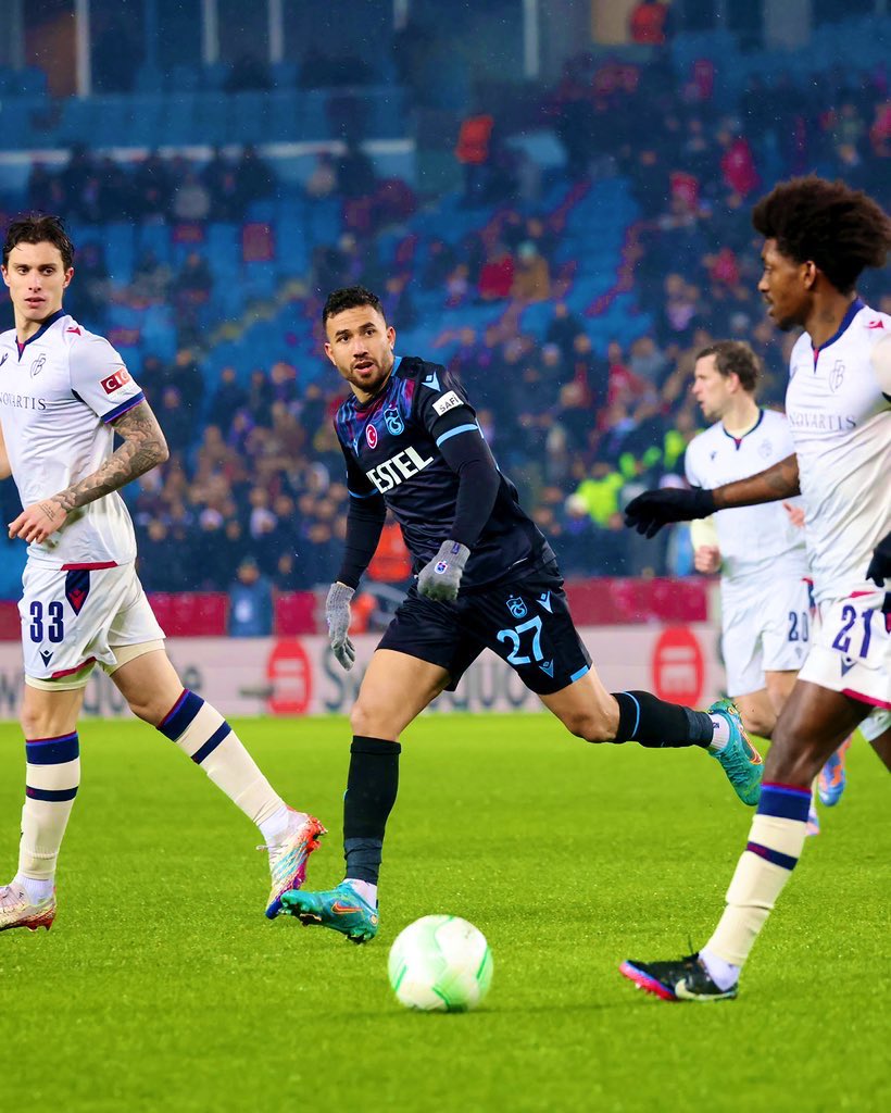 onzemasr's tweet photo. Trezeguet et Trabzonspor remporte cette première manche 1-0 face au FC Bâle en Europa League ! 👊
#TSFCB | #UEL https://t.co/wt7WMxLvnQ