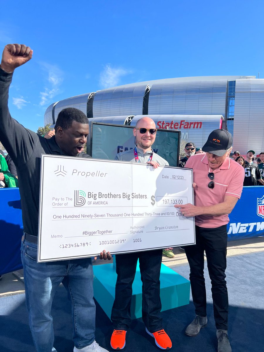 artisnstevens's tweet photo. Gratitude to 4X Emmy winner, Breaking Bad star @BryanCranston! Thank you for your supporting fundraiser for 2 #SuperBowl tickets &amp; helping @BBBSA raise $197,133 during Super Bowl week! #BreakingGood #BiggerTogether https://t.co/jdkUOFcRY8