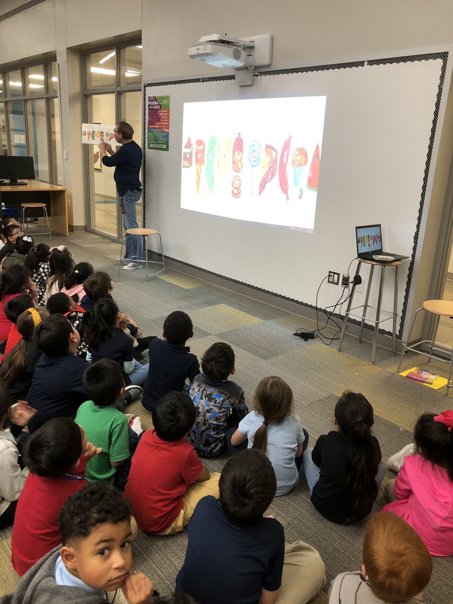AYAMuseum's tweet photo. @CBEBULLDOGS kindergarten learned about symmetry while making these amazing butterflies! #AYAMuseum @SBISD @sbef4sbisd @sbisdarts @springbranch_va https://t.co/9DLymEcLds