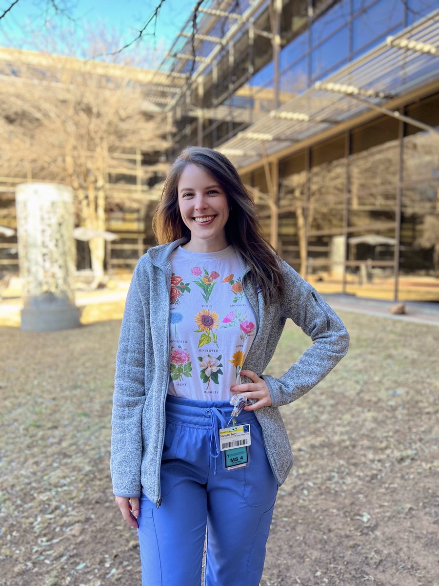 _michelleterry's tweet photo. First day of medical school (8/12/19), Last day of medical school (2/16/22).
Surreal! It’s been a blast 💕 https://t.co/fOrOlxKwty