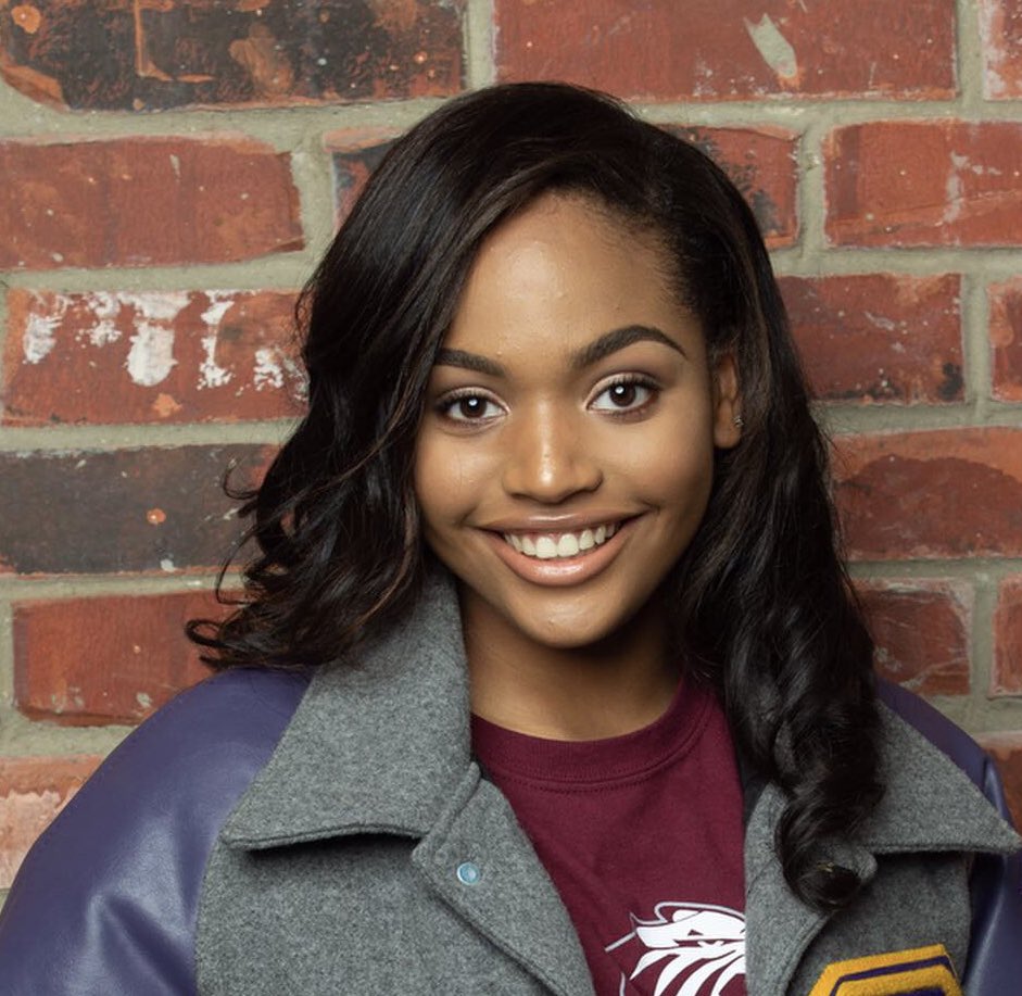 Taylor Black is a senior undergraduate at Trinity University and was awarded the <a href="/SICB_DCB_DVM/">SICB DCB-DVM</a> Karel Liem Best Student Poster Award at #SICB2023 for “The Evolution of Lizard Dentition: Long and Short Faced Anolis Lizards.” Check out her poster on SICB+! 

Congrats Taylor!