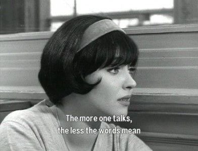 “Tendríamos menos disputas en el mundo si se tomaran las palabras por lo que son, signos de nuestras ideas solamente, y no por ellas mismas.”
John Locke