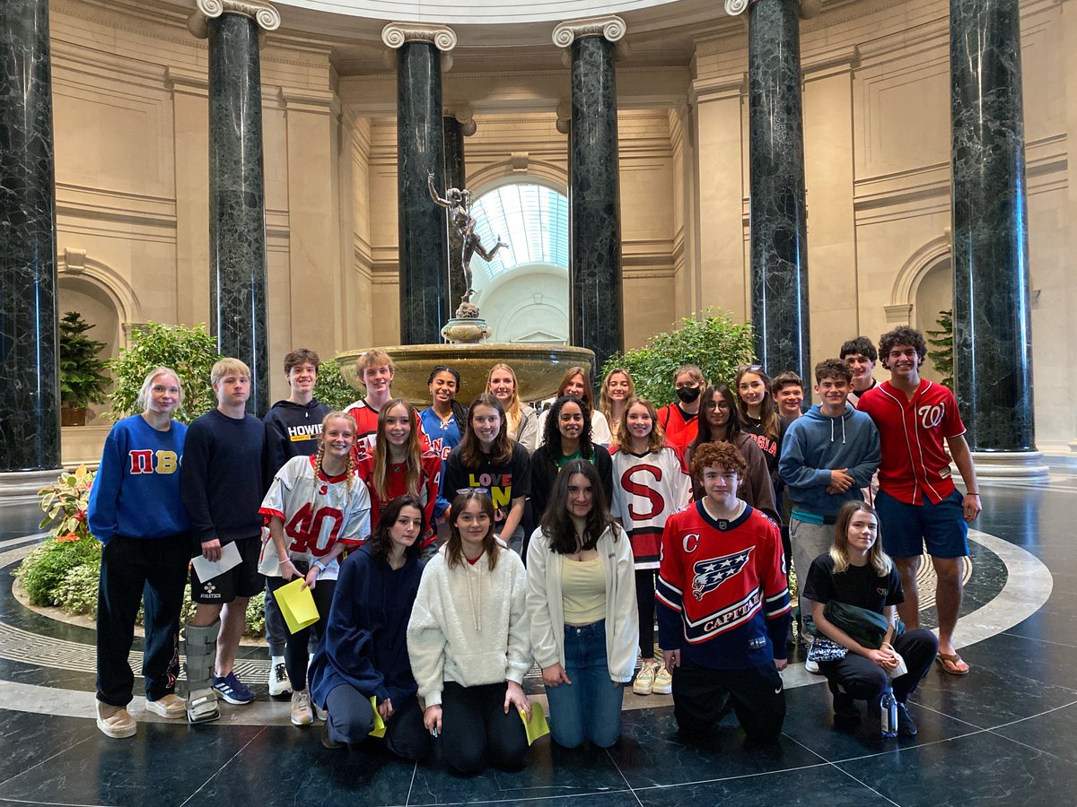 SSSASsaints's tweet photo. #FlashBackFriday to last week when French classes visited the National Gallery of Art to take a closer look at the Impressionist artists on view! #SSSASLanguages #SaintsConnected https://t.co/mOppFud5O5