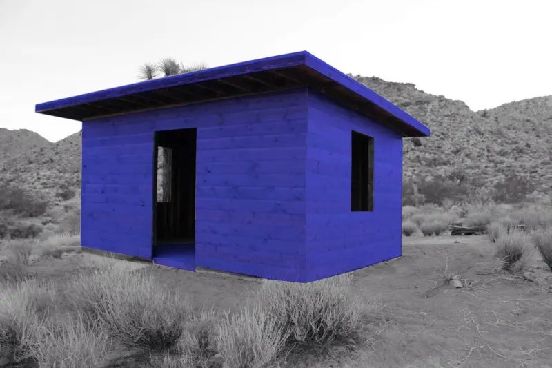 Another lament to loss.  The 'Kent Ghost Cabin' is an art project homage to the lost homestead cabins and the lifestyle they represented, built in the 40's and 50's in the Joshua Tree National Park in California. Created by artist Frederick Fulmer in 2018 #HouseHistoryHour