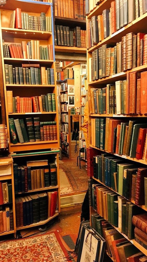 Who wants to meet me here &amp; get lost browsing the books for hours?
