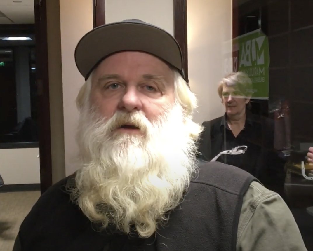 MJChannelOne's tweet photo. #TBThursday Farmer Tom Lauerman talks with Eric Ogden at #MJBA meetup about the state of the state: #Washington Cannabis circa 2018.
https://t.co/84iqX53Uyu https://t.co/mv7RKZZll8