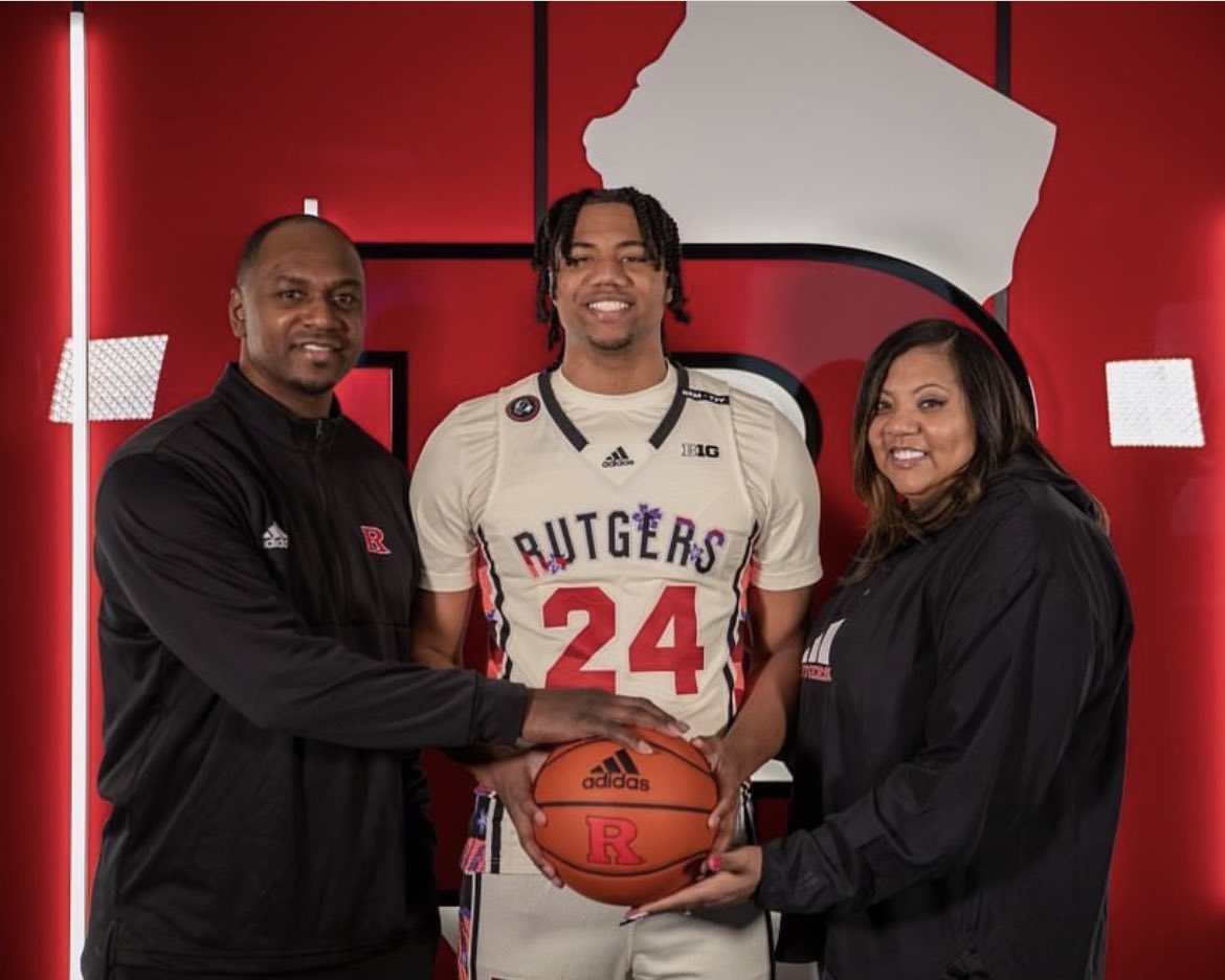 LathanSommervi2's tweet photo. Scarlet Knights? 🔴⚪ @RutgersMBB #notcomitted https://t.co/aGgw6ATVil