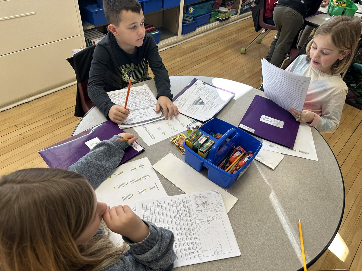 MrsBernalGrade2's tweet photo. Ss collaborated with writing buddies by reading their stories aloud to find verbs that needed strengthening. I loved hearing the strong conversations about the verbs that would show the most precise action and paint the clearest picture for their readers! @TisdaleSchool https://t.co/MbpgncVA7L