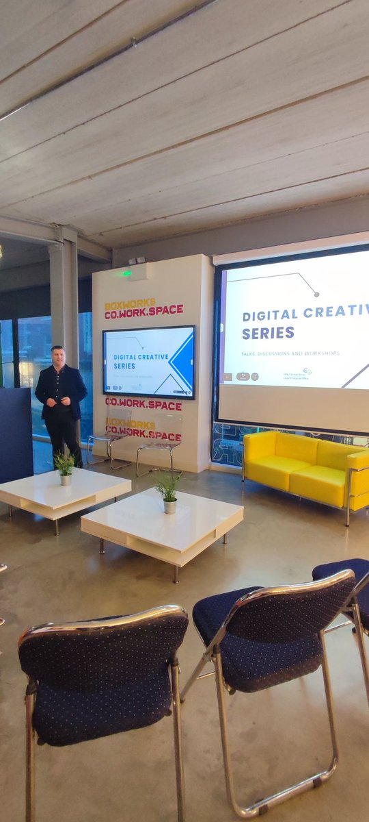creativewat's tweet photo. Fantastic turn out for the Digital Creative Showcase in @BoxWorksCoWork tonight.
Exciting to see where the Digital Creatives Series will bring us.
Keep an eye out for the next event!
@creativeirl 
#creativewaterford #creativeireland https://t.co/9co8tg56mH