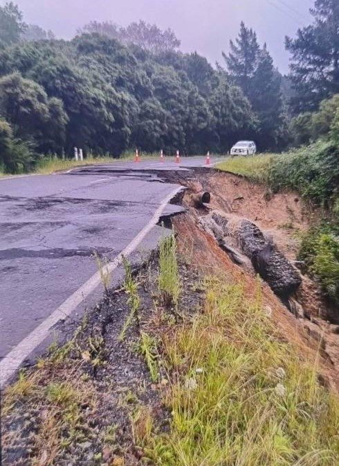 From the air and on the ground, we’re working tirelessly to get whānau and communities reconnected in the Gisborne/Tairāwhiti and Hawke’s Bay regions. But as we’ve all seen from images like these, it’s us versus nature. Kia haumaru koutou katoa