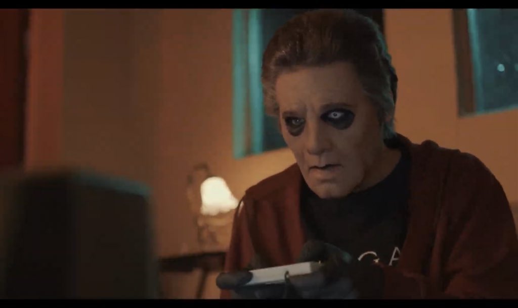 bbsbizrradvntr's tweet image. hes so me

#thebandghost #chapter16 #reimperatour