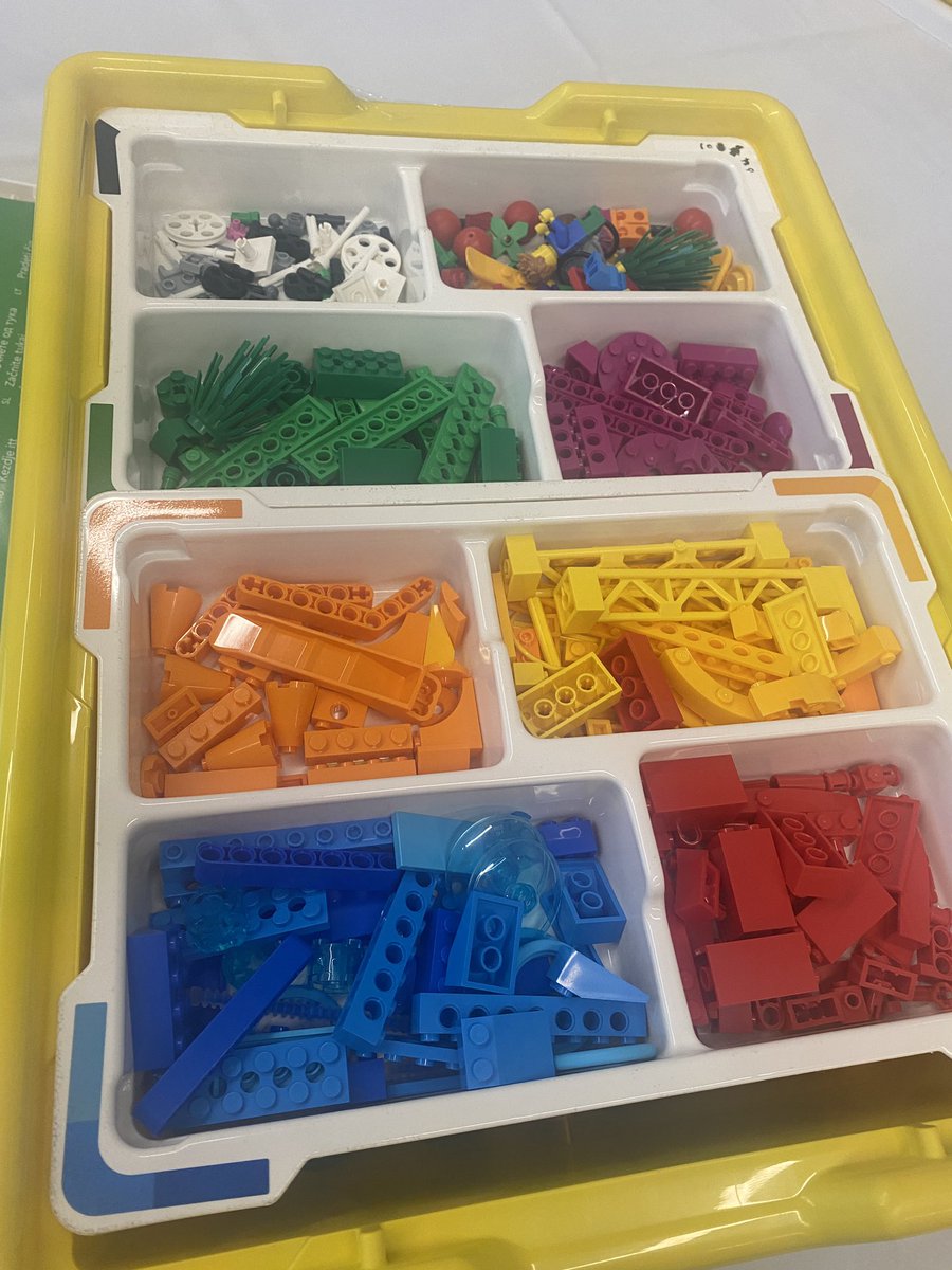 saminfirstgrade's tweet photo. Checking out the new Lego Spike curriculum @LEGO_Group 

#OETC23 #oetchcsd #oetchcsd23 https://t.co/yVvmVWBycD