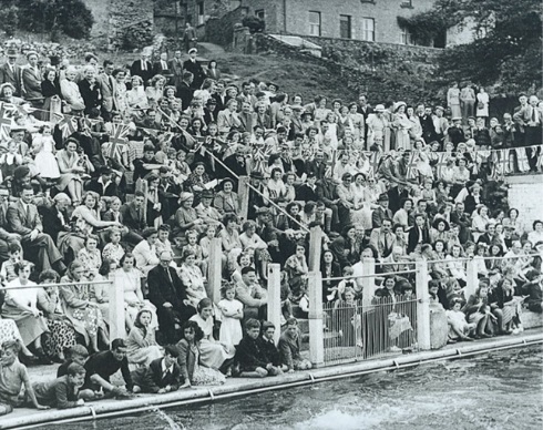 FriendsBaths's tweet photo. This week's #community run pool is Ingleton’s open air 20m heated #lido. Originally built by local volunteers in 1933, it's now a charity managed by volunteer members of the #local community.
https://t.co/ixoJL70nzV
#historicpool #communityfacility #heritagematters #FridayFollow https://t.co/AzUvIEgMAb