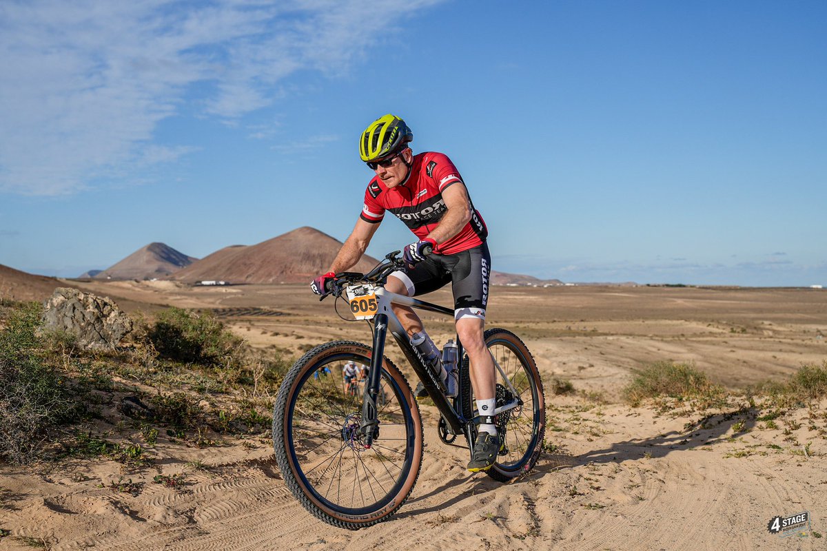 iappleman14's tweet photo. 7th @UCI_MTB @clublasanta #Lanzarote #4stagemtb https://t.co/co1llKKfCr