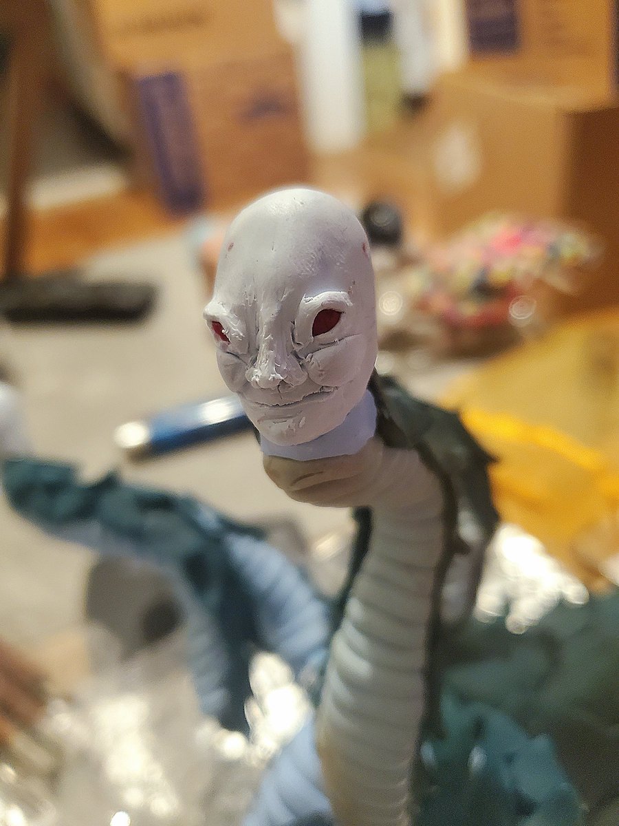 Back on it for Blessings of the Balneary Bloc.
#troikarpg #troika #ttrpgart #ttrpgcharacter #claymodel #claymation #clayfigurine #characterart #ttrpg #clayart #monster #dnd #OSR