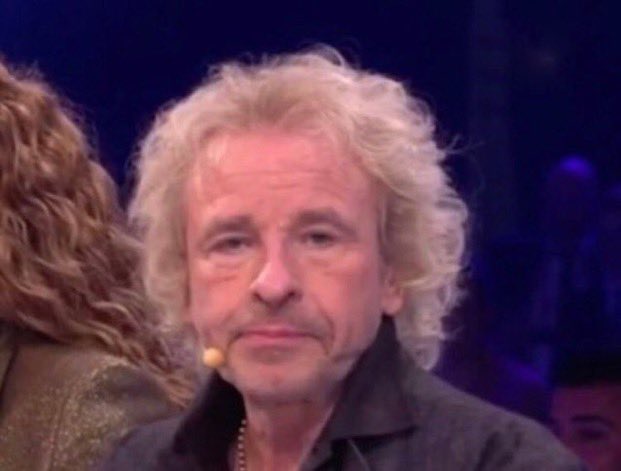 "Also ich bin eine 10" ja mädel ich weiß ja nicht #GNTM