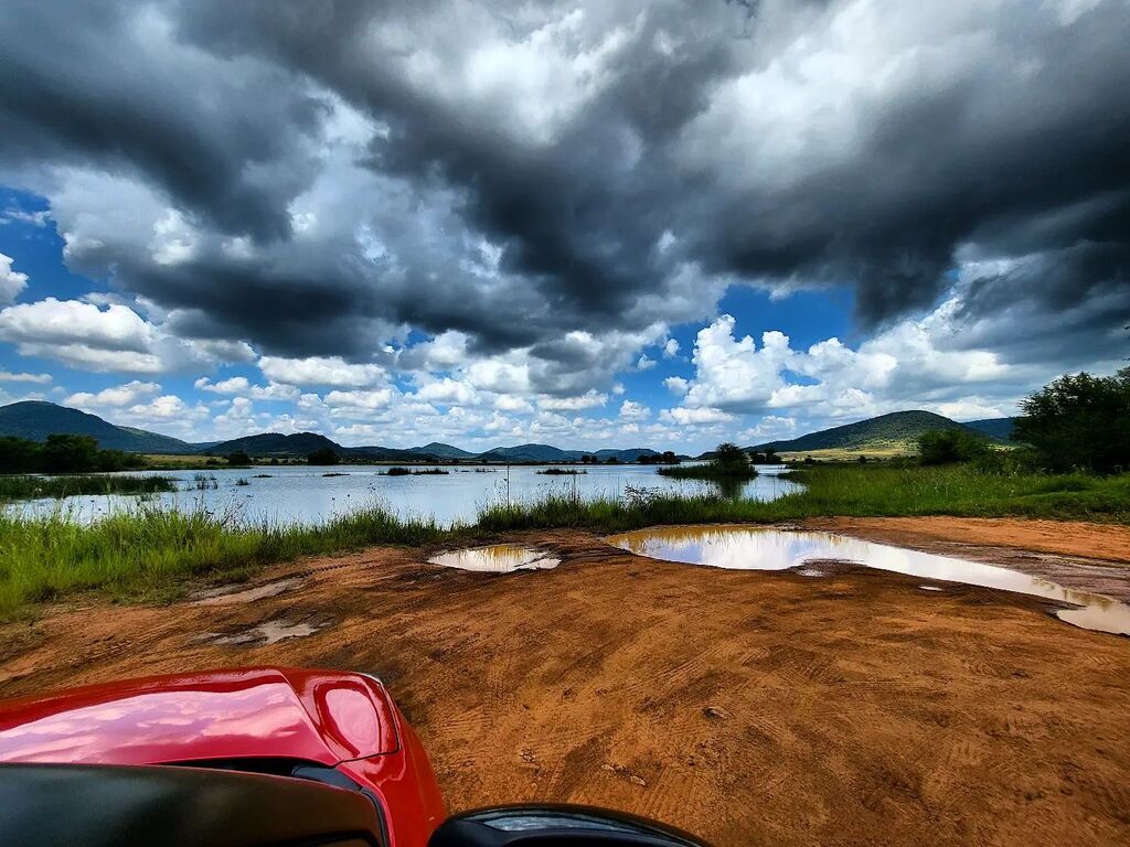 TheLifesWay's tweet photo. No matter what's the weather or the track like, your will to overcome with the right vehicle and skills will take you across to your destination! @suzuki_za #ItJustGetsBrezza #SuzukiZA #TheLifesWay #PilanesburgNationalPark #WithGalaxy https://t.co/n8A7yBf5kD