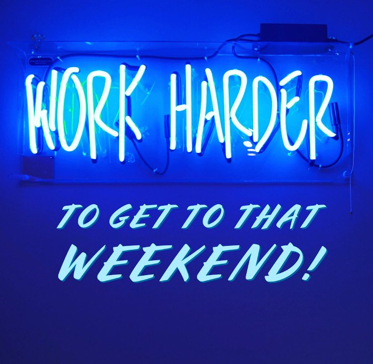 grape_radio's tweet photo. Thursday just means almost Friday! Tune in to Twisted Grape Radio for the kick ass classic rock you need🤘

#twistedgraperadio #internetradio #almostfriday #chill #musicyoulove #rockon #tunein #applemusic #stopasianhate #saveourstages https://t.co/AXZbaoCRLA