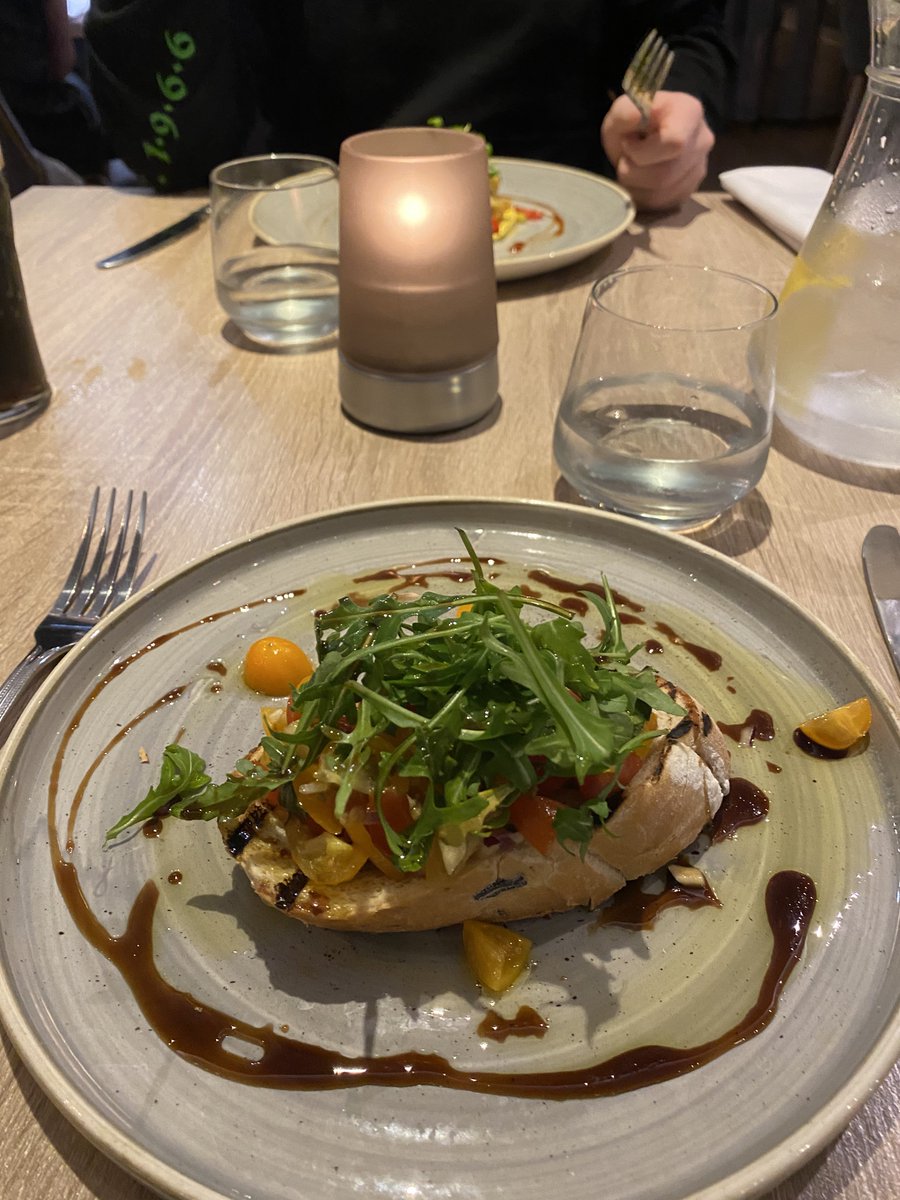 Finally celebrating Valentine’s Day with Pyro <3 

He’s full of surprises every year :’)